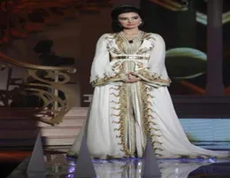 2020 New Moroccan Caftan Kaftan Dubai Abaya Arabic Long Sleeve Evening Dresses Amazing Gold Embodery Vneck Eacking Prom Conmal8153553