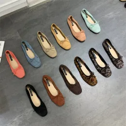 Flats Mary Jane Ballet Flats Kadın Ayakkabıları Leopar Baskı Konforlu Yumuşak Yuvarlak Ayak Ayakkabı Kadınlar İçin Düz Ayakkabılar