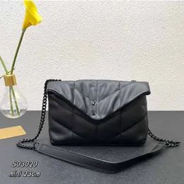 Borsa a tracolla di design Borsa di lusso Con borse a tracolla a catena da donna morbida pelle bovina Materiali Borsa di moda Abbinamento Y processo di trapuntatura a strisce oblique per la casa Borsa tote