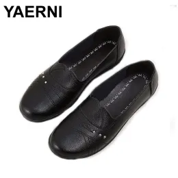 아파트 Yaerni 2019 New Women Ballet Flats on Loafers 소프트 가죽 여성 모카신 얕은 보트 슈즈 발레리나 자파 토스 무지르