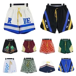 Rhude Shorts Mens 디자이너 짧은 남자 세트 트랙 슈트 바지 느슨하고 편안한 패션 인기있는 새로운 스타일