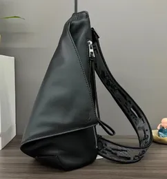 Yeni yumuşak pürüzsüz inek deri ve jakard anton sling göğüs torbası omuz crossbody fonksiyonel aerodinasyonlu askı erkekleri çapraz çantası