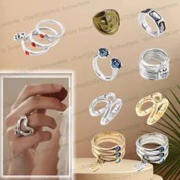 UNOde50 Designer-Ehering für Damen, Design, modisches Geschenk, rosafarbener blauer Kristall, offener Ring aus 925er Silber, beliebter Seniorenschmuck in Europa und Amerika