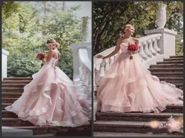 2019 novos vestidos de noiva de jardim rosa blush com fita sweetheart beads ruffles saia