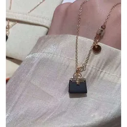 Collana Hemes di gioielli di lusso Ciondolo 2023 h Nuova collana Kelly in oro nero Borsa Kelly versione alta Stesso stile