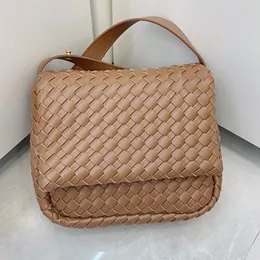 Unisex Weave Crossbody Torka oryginalna skórzana wewnętrzna kieszonkowa kieszonka do regulowanego paska designerskie torby na ramię