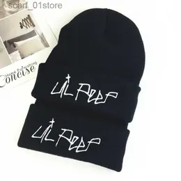 Hattar halsdukar sätter lil peep broderad stickad hatt fast färg unisex bokstav beanie hatt kvinnor vinter c skalliesc24319