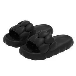 Chinelos nova moda coração forma feminina 2024 verão plataforma slides macios oco para fora sandálias bonitos banheiro antiderrapante sapatos06 h240322