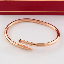 Clássico estilo de pulseira de pulseira de ouro rosa estilo apenas um designer de jóias de unhas para mulheres cuff de cor invariável de alta qualidade mulher mulher pulseira pulseira de pulseiras