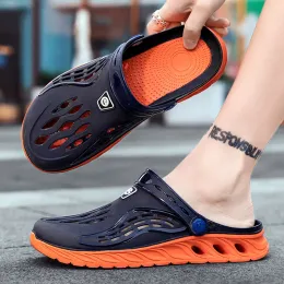 Sandals High quality summer men's sandals water sports shoes rubber sole wearresistant water shoes Crok men's outdoor beach Jelly shoes