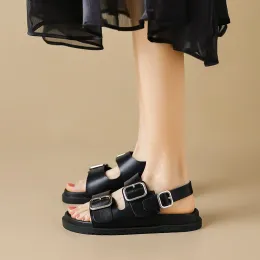 Sandali 2023 Summer Women's Paterwear Sandals Sandali casual piatti eleganti Design in metallo Black Black Shear Wort Wear Free Shipping