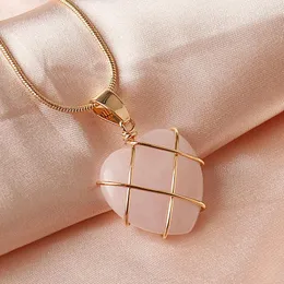 Pendant Necklaces Moonlight Stone Necklace Imprisoned Peach Heart COS PU Leather Collar Chain Gift For Women Wholesale