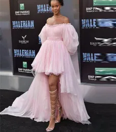 2020 Evening Party Gowns Modern Pink High Low Prom Dresses Off the Shoulder Poet Sleeve Tulle Hi Low Red Carpet Celebrity Dress9303795