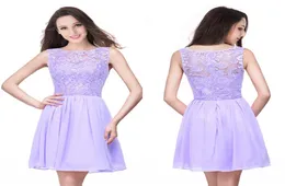 2020 I Stock Lilac Chiffon Short Homecoming Dresses Billiga rygglösa spetsar Appliced ​​Cocktail Party Gown Mini Prom Evening Dresses C1198657