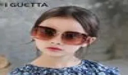 Iguetta Çocuk Güneş Gözlüğü 2019 Yeni Moda Square Çocuklar Güneş Gözlüğü Erkek Kız Gözlükleri Bebek Seyahat Gazları UV400 IYJB5378547834