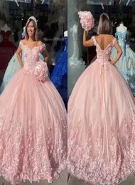 2022 Rosa Quinceanera-Kleider mit 3D-Blumen-Spitze-Applikation, Perlen-Tüll, süßer Schleppe, Trägern, Falten, Sweet 15 16 Geburtstagsball Go5434869