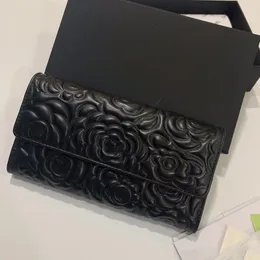 Womens Black Lambskin Camellia Billfold Long Wallet Bags حامل بطاقة Multi Pochette Zipper Coin Pouch Luxury Develop