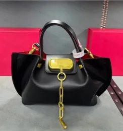 2024 Tasarımcı debriyaj çantası çanta çanta siyah çanta çanta zinciri hobo omuz messenger metal kilit cüzdan deri crossbody çanta lüks inek derisi debriyaj