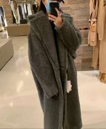 2024-O casaco curto Teddy Max feminino da mais alta qualidade, casaco de lã de alpaca de inverno, roupas longas de inverno femininas lã de camelo uma peça