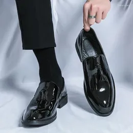 Повседневная обувь, весна-лето 2024, повседневное платье, лакированные кожаные лоферы в британском стиле для мужчин, черные мужские банкетные туфли без шнуровки #38-45