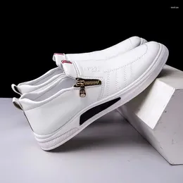 Sapatos casuais masculinos mocassins tendência versátil respirável couro solas macias tênis sapato para hombre zapto apartamentos