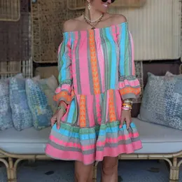 Abiti casual di base Y2k Mini abito 2023 Nuovo nelle donne Boho Blocco di colore geometrico Abiti estivi con scollo a V larghi Pieghe Spiaggia Vacanza sexy VestidoC24315