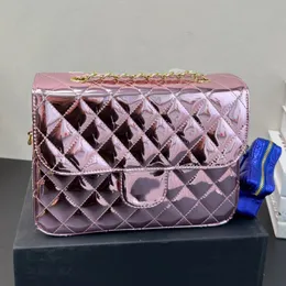 2024 Borsa di design di alta qualità Stella diamante reticolo pelle verniciata Borsa catena zaino Una varietà di metodo posteriore moda Borsa a tracolla piccola borsa da donna quadrata