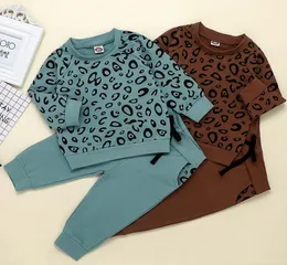 Novas crianças meninos meninas leopardo impresso pijamas define crianças mangas compridas calças de bolso superior 2 pçsset roupas casuais crianças set5310752