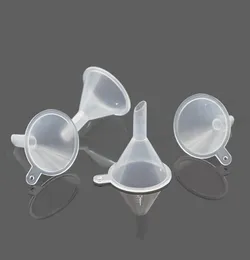 Mini strumento di riempimento imbuto in plastica da 31mm39mm per profumo di essenza di olio liquido Piccoli imbuti in PP trasparenti LX49284606211