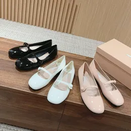 2024 Autumn New M Family French Marilyn Academy Style Flat Bottom Round Head Small Leather Women's Single Lefu Shoes