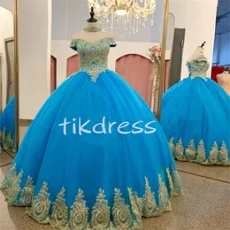 Urocze sukienki Fuchsia quinceanera ze złotymi aplikacjami eleganckie na ramionach suknia balowa vestidos de fiesta koronkowa sukienka urodzinowa 2024 piętnaście abiye