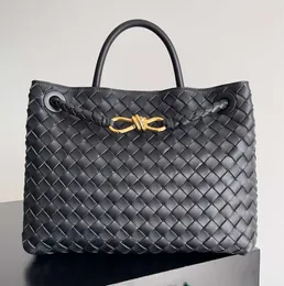 Borse Andiamo con fibbia a 8 linee della famiglia B intrecciata in pelle originale Borsa a tracolla singola portatile da donna nuova Borsa per documenti ufficiale designer