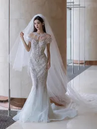 Bohemian Diamond Mermaid Wedding Dresses Off Shoulder 2024 Sequined Bling Plus Size Size Brudklänningar Kristaller svep Train Luxurious pärlor Crystals Mermaid Dress