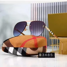 Herren Sonnenbrille Luxusgläser Mode -Gradient Sonnenbrille Einfacher großer quadratischer goldener Rahmen UV400 Strand Fahrsport 2024 AA