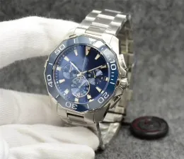 Exalando sofisticação: relógio de quartzo em aço inoxidável 904 para homens com etiqueta de 44 mm