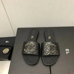 Kanał Sandal Chanellies Chanells męskie kapcie Slapki Slowery sandałowe moda letnia bezmyślne buty na plażę płaskie luksusowy projektant slajd najwyższej jakości czarny w 6vck