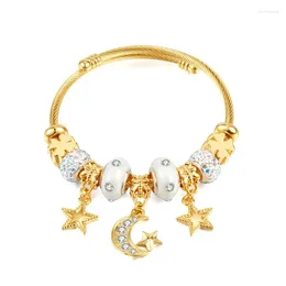 Bangle Goldplated rostfritt stålkedja Ljus lyxig mikrouppsättning Zirkon Högkvalitet Star Moon Open Wire Ring Armband för flickor