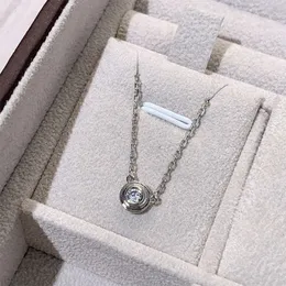 Винт -колье ожерелья Carter Jewelry Diamond Collese Женское золото, покрытое 18 -километровым одиночным бриллиантом маленькое круглое ожерелье для торта.