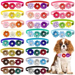 Одежда для собак, 50/100 шт., милые цветочные банты, лепестки, разные цвета, аксессуары для ухода за домашним животным с бриллиантами, галстуки-бабочки для кошек, ошейник