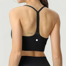 2024SS LL Yoga Kadınlar Strappy Sports Bras Fitness Egzersiz Yastıklı Yoga Bra y Geri yastıklı kırpılmış sütyen üstleri spor koşu gömleği