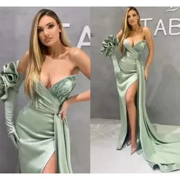 Abiti da ballo sexy a sirena Arabo Aso Ebi Raso con paillettes increspate Perline Abiti da sera per feste da donna Sweep Train Abito formale con peplo spaccato sul lato alto Robe De Soiree