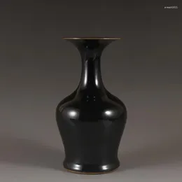 Vaso de porcelana de esmalte preto chinês Ming Wanli 5,31 polegadas