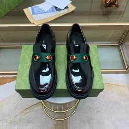 8Model 2024 Oryginalne skórzane czarne luksusowe buty męskie buty biurowe Oxford dla mężczyzn luksusowe buty designerskie buty slipon buty ślubne US6-11