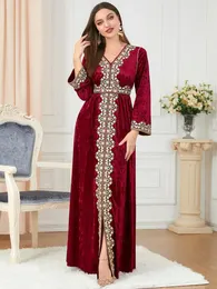 Roupas étnicas Outono Inverno Longo Vestido Muçulmano Mulheres Veludo Abaya Dubai Turquia Vestidos Caftan Marocain de Mariage Islâmico Kaftan Robe