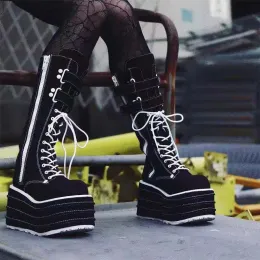 Stövlar 2021 Autumn Boots Women European American Punk Laceup Thicksoled Midtube Boots Women's Foreign Trade Plus Size Knight Boots