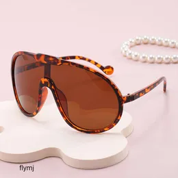 2 pcs Fashion luxury designer New sunglasses with large frame and Y2K integrated piece personalized and fashionable sunshade and sporty style