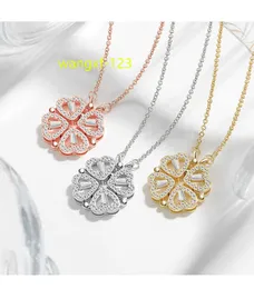 Removable Rotating Women Inlaid Zircon Beautiful Necklace Magnetic Heart Shaped Four Leaf Clover Pendant Necklace Jewelry