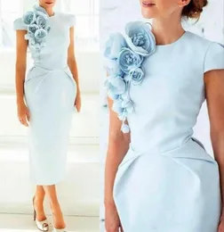 Novo elegante céu azul vestidos de cocktail jóia pescoço com flores feitas à mão curto chá comprimento bainha formal vestido de baile plus size homeco9898512