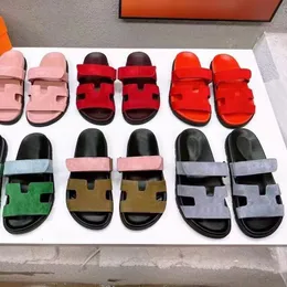 Pantofole uomini spiaggia piatto uomo pantofola estate designer scarpa cartone animato grande testa flop in pelle cintura cucciolo di vetrini da bagno hotel da bagno scarpe sexy sandali di taglia 5 s s s s s s