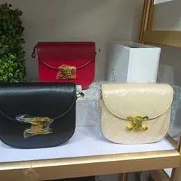 Zafer Kemeri Çanta Triumph Gate Sele Çantası Premium Tek Omuz Crossbody Cowhide Tofu Moda Kilitli Kadın Kapağı